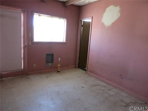 633 Desnok St, Needles, CA 92363 photo 8