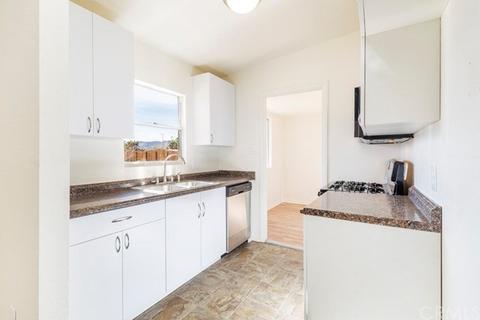6938 Grand Ave, Yucca Valley, CA 92284 photo 8