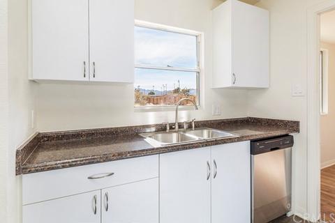 6938 Grand Ave, Yucca Valley, CA 92284 photo 9