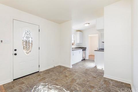 6938 Grand Ave, Yucca Valley, CA 92284 photo 3