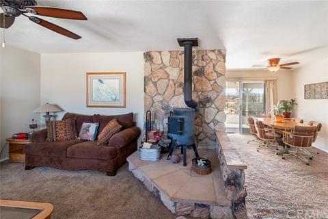 4384 Inez Ave, Yucca Valley, CA 92284 photo 10