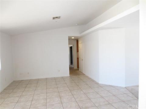 7421 Camarilla Ave, Yucca Valley, CA 92284 photo 9