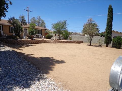 56053 Navajo, Yucca Valley, CA 92284 photo 2