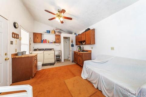 3141 La Habra Ave, Yucca Valley, CA 92284 photo 4