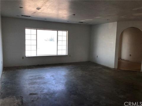 5275 Olympic Rd, Joshua Tree, CA 92252 photo 5