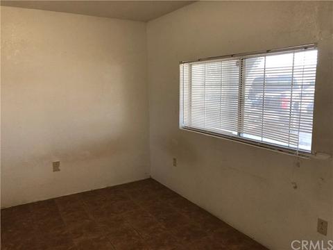 5275 Olympic Rd, Joshua Tree, CA 92252 photo 14
