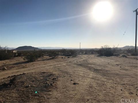 56019 Novato Rd, Landers, CA 92285 photo 3