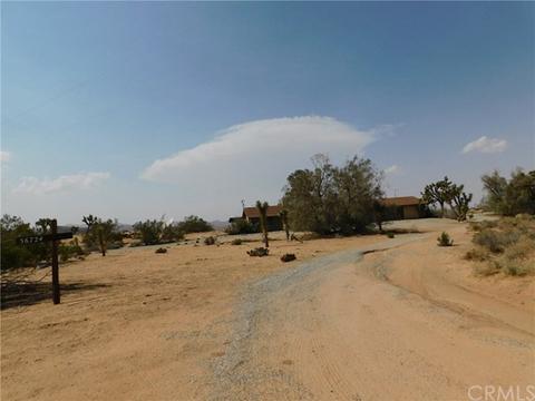 56724 Breezy Ln, Yucca Valley, CA 92284 photo 21