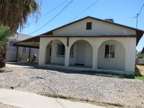 215 Race St, Needles, CA 92363 photo 1