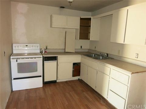 215 Race St, Needles, CA 92363 photo 2