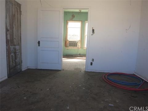 411 Acoma St, Needles, CA 92363 photo 6