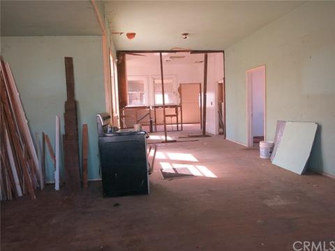 411 Acoma St, Needles, CA 92363 photo 3
