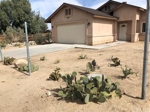 62017 Mountain View Cir, Joshua Tree, CA 92252 photo 2