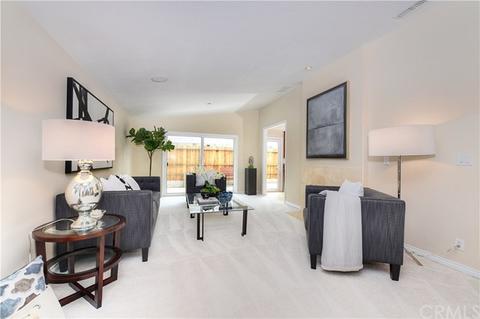 1653 Samar Pl, Costa Mesa, CA 92626 photo 2