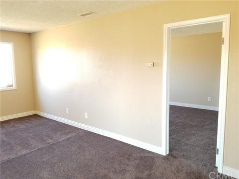 10808 Maple Ave, Bloomington, CA 92316 photo 8