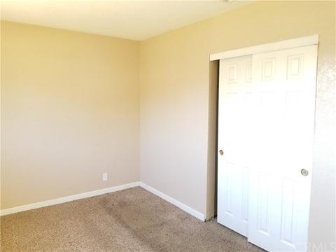 10808 Maple Ave, Bloomington, CA 92316 photo 3