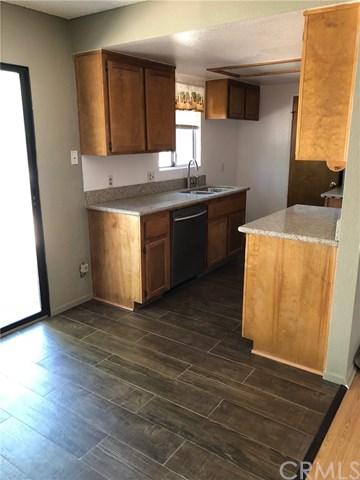 7607 Maple Ave, Hesperia, CA 92344 photo 2