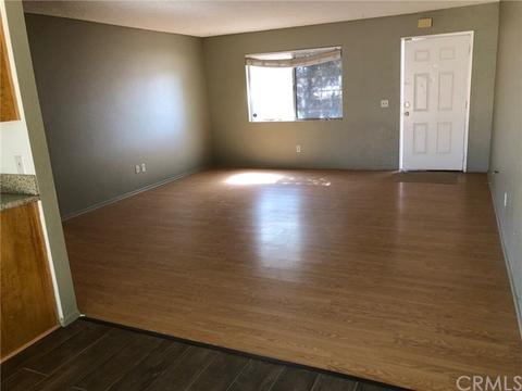 7607 Maple Ave, Hesperia, CA 92344 photo 4