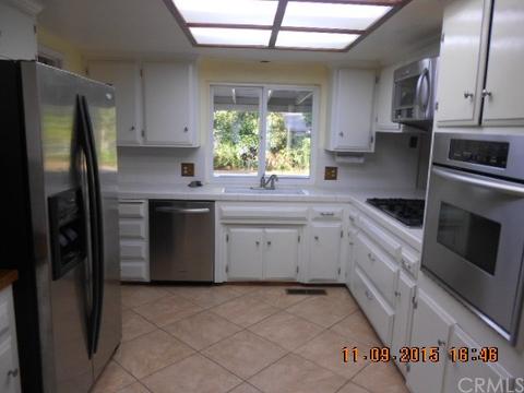2943 Bedford Dr, Merced, CA 95340 photo 4