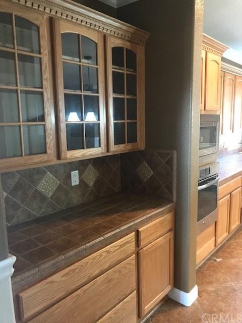 3894 Black Hawk Ave, Merced, CA 95340 photo 8