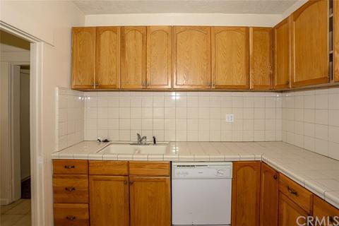 55 W 23rd St, Merced, CA 95340 photo 13