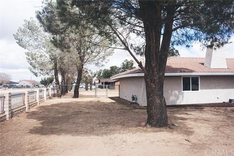 20930 Sioux Rd, Apple Valley, CA 92308 photo 3