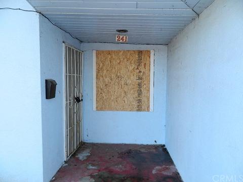 241 E Main St, Merced, CA 95340 photo 3
