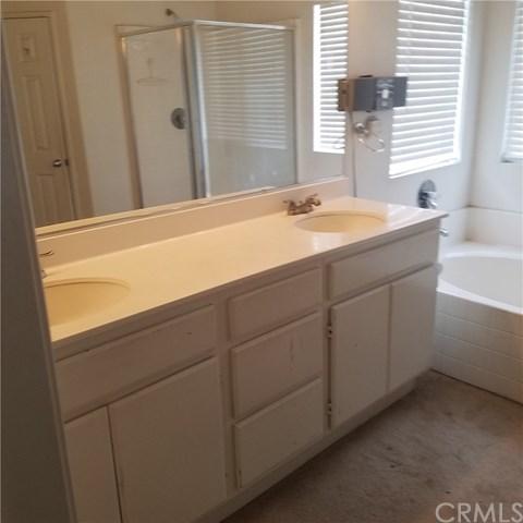 15735 Cerritos Ct, Fontana, CA 92336 photo 9