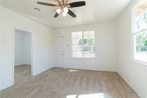 660 W 25th St, Merced, CA 95340 photo 4