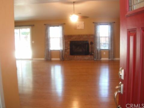 976 Antler Ct, Merced, CA 95340 photo 2