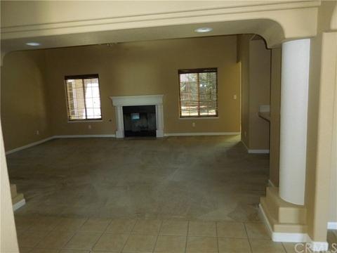 7615 Edinburgh St, Chowchilla, CA 93610 photo 5