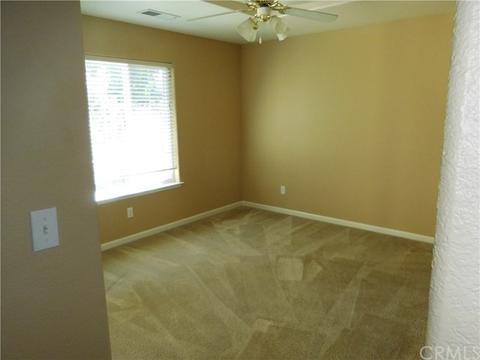 7615 Edinburgh St, Chowchilla, CA 93610 photo 9