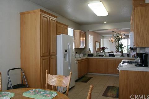 588 Juniper, Chowchilla, CA 93610 photo 3