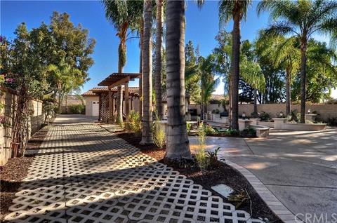 8206 E San Luis Dr, Orange, CA 92869 photo 33