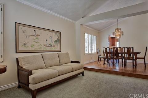 35 Wakefield, Irvine, CA 92620 photo 2