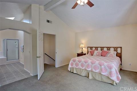 35 Wakefield, Irvine, CA 92620 photo 17
