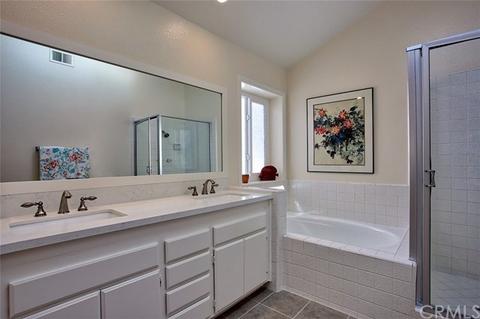 35 Wakefield, Irvine, CA 92620 photo 18