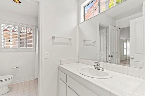 382 E 15th St, Costa Mesa, CA 92627 photo 11