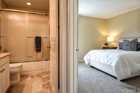 61 Clouds, Irvine, CA 92603 photo 16