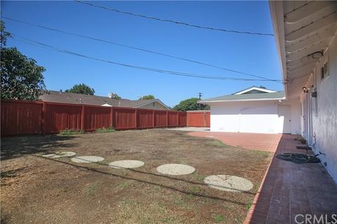 2967 Baker St, Costa Mesa, CA 92626 photo 8