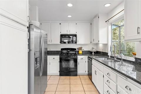 2375 Elden Ave #B1, Costa Mesa, CA 92627 photo 6