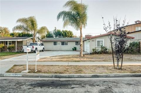 829 Towne St, Costa Mesa, CA 92627 photo 12