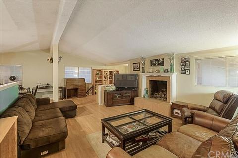 829 Towne St, Costa Mesa, CA 92627 photo 6