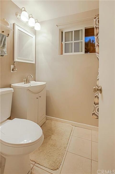 829 Towne St, Costa Mesa, CA 92627 photo 10