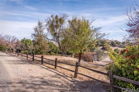 1003 Vista Grande St, Paso Robles, CA 93446 photo 30