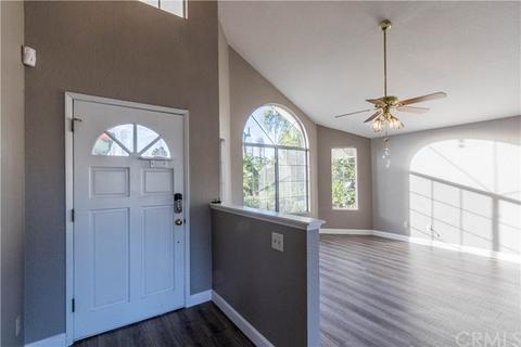948 Saint Ann Dr, Paso Robles, CA 93446 photo 3