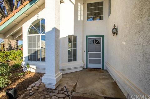 948 Saint Ann Dr, Paso Robles, CA 93446 photo 2