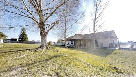 4720 Camp 8 Rd, Paso Robles, CA 93446 photo 3