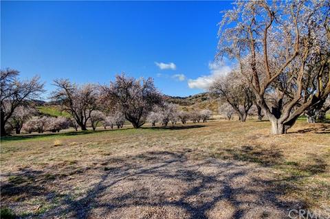 360 Nacimiento Lake Dr, Paso Robles, CA 93446 photo 19