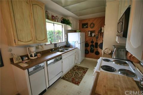 134 Flag Way, Paso Robles, CA 93446 photo 3